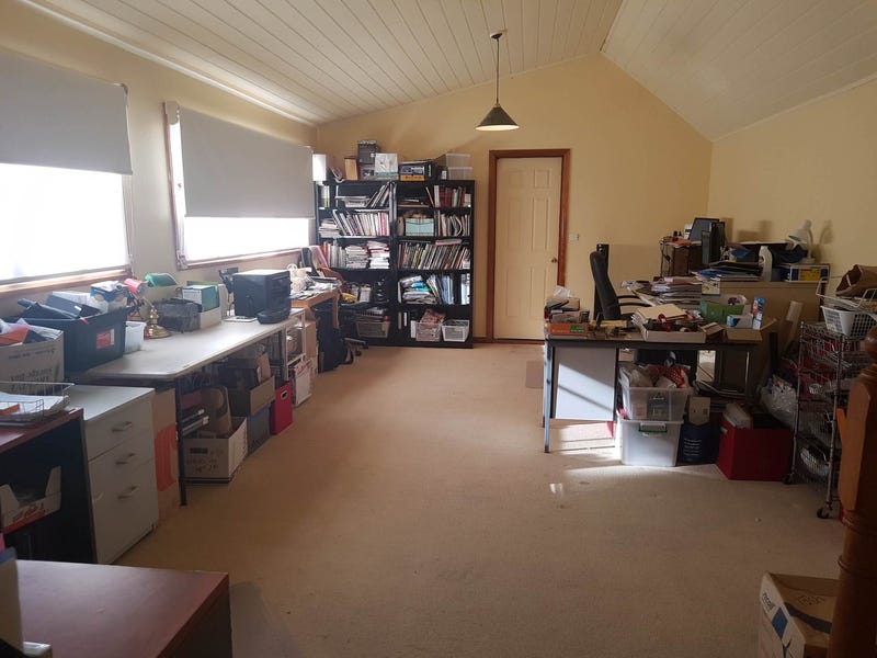 Macedon Ranges lifestyle property with 19