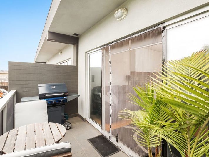 Immaculate 2 Bedroom Townhouse 3