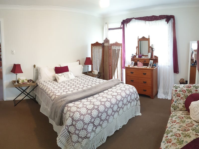 Large Family Home 5