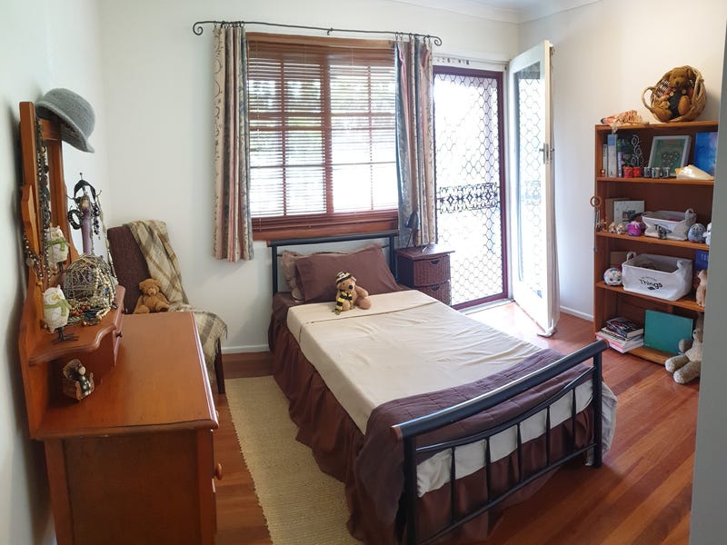 Large Family Home 6