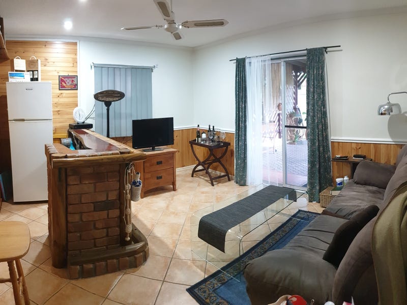 Large Family Home 8