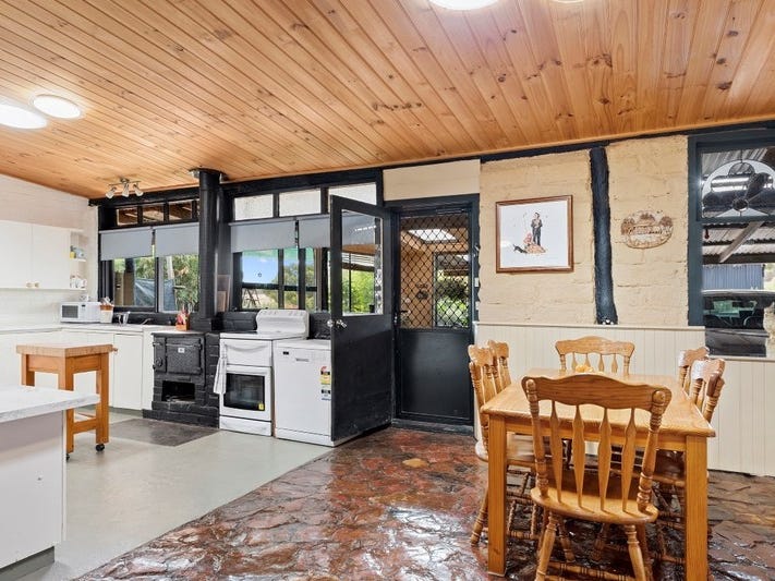 Rural Lifestyle Property 3