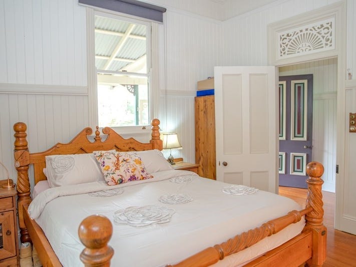 Charming Grand 1908 Queenslander in 20