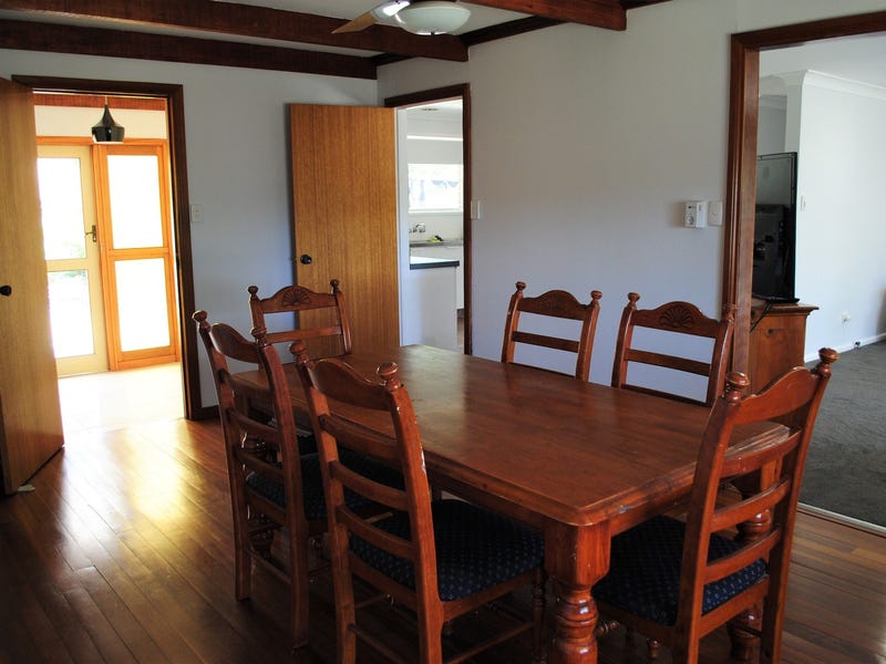 5 Bedroom Home on 5 17