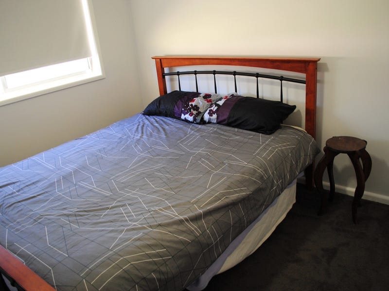5 Bedroom Home on 5 30