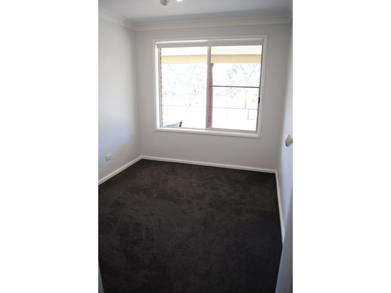 5 Bedroom Home on 5 31