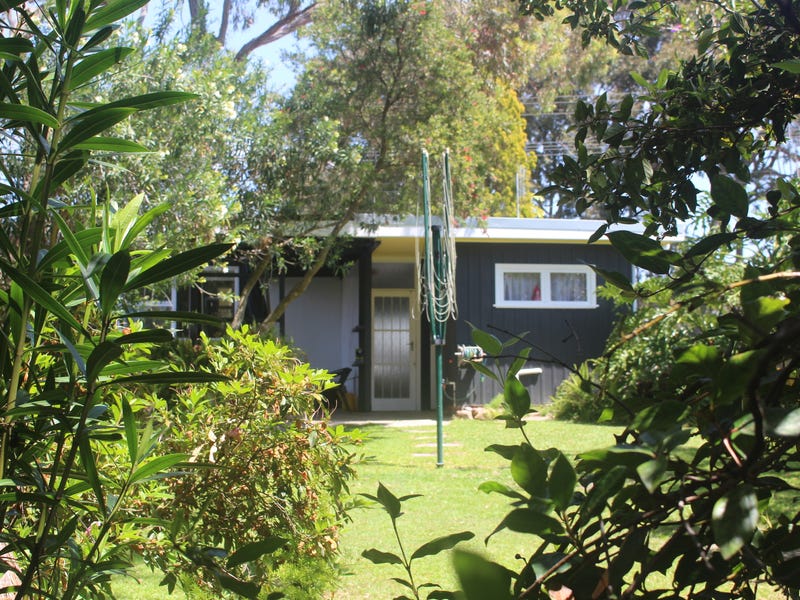 Classic 1960’s Holiday Home 21