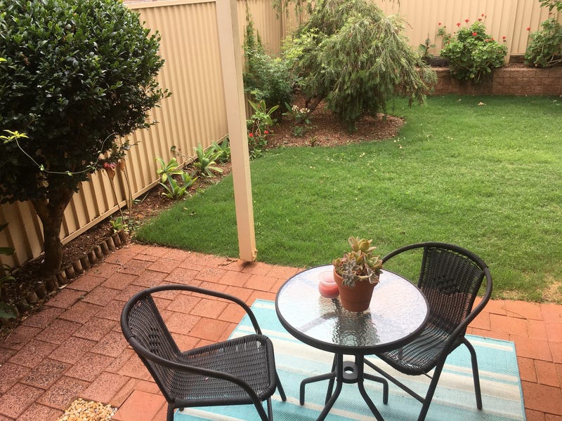Lovely Home, Perfect Location 12