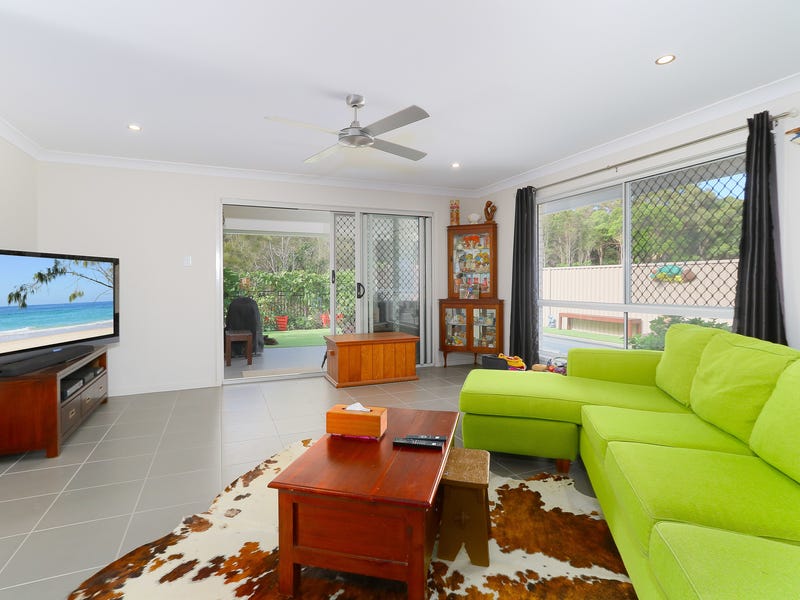GREAT POSITION IN SEABREEZE!! 13