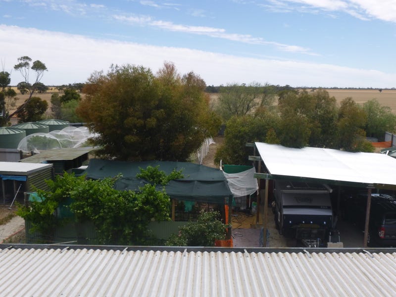 Price reduction semi rural 10
