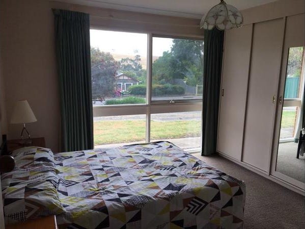 Solid Brick 3 bedroom, 2 4