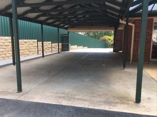 Solid Brick 3 bedroom, 2 17