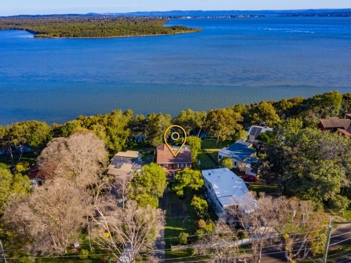 Waterfront Reserve –  Amazing 13