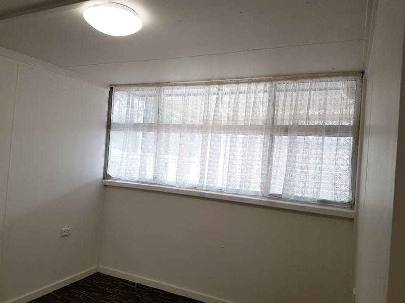 Well Presented Relocatable 5