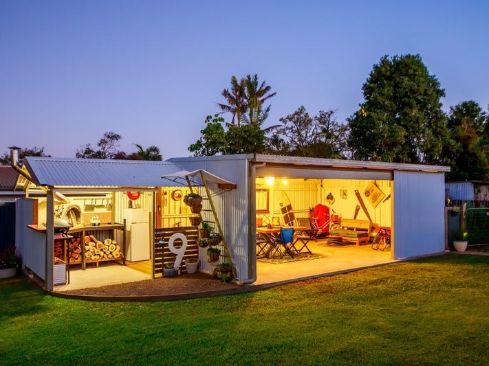 Fully Renovated House close to 29