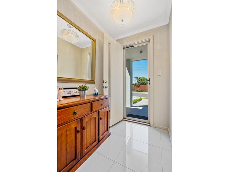 Quality Features Low Maintenance Home! 4