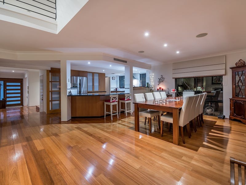 Executive home in world class 4