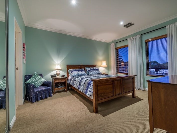 Executive home in world class 9