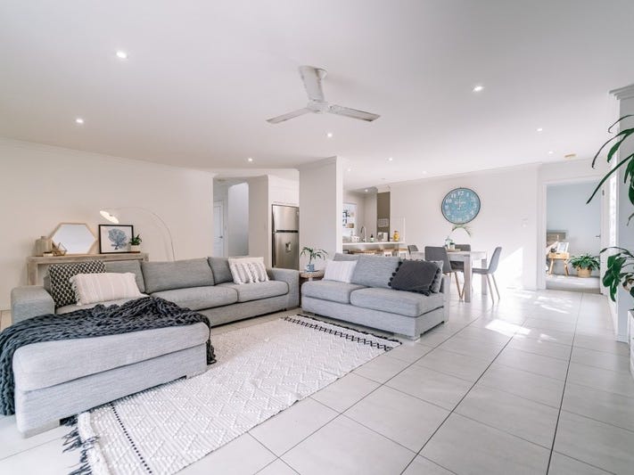 27 Rosabrook Crescent, Ormeau 6