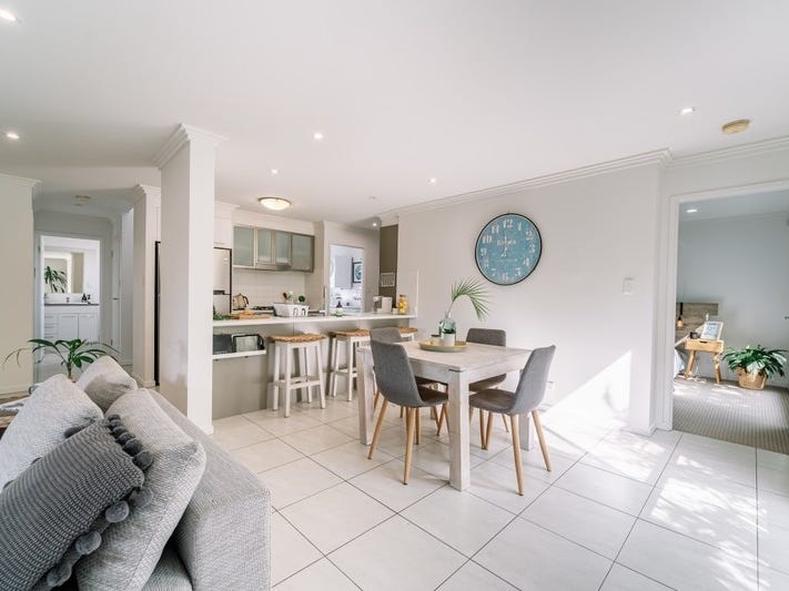 27 Rosabrook Crescent, Ormeau 14