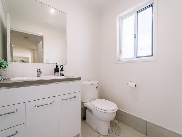 27 Rosabrook Crescent, Ormeau 18