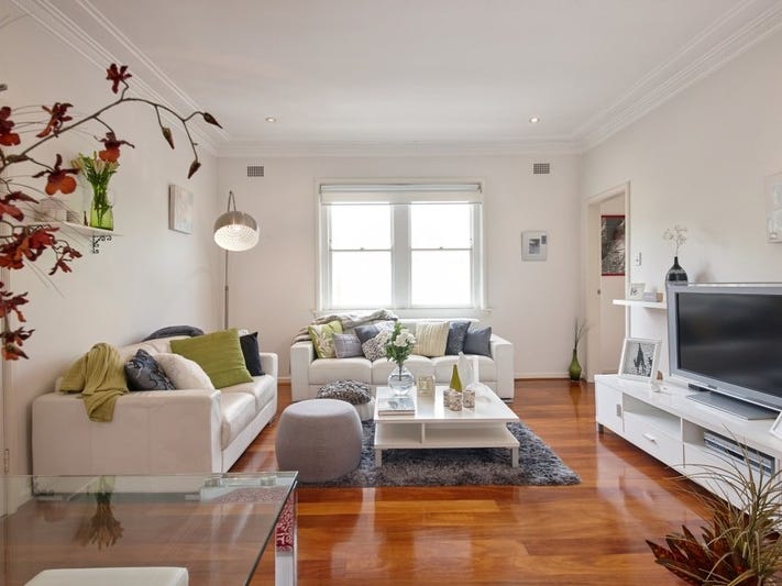 Spacious, light & stylish Art Deco
