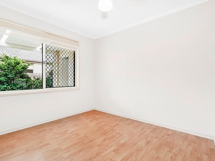 Spacious Four Bedroom Family Home 14
