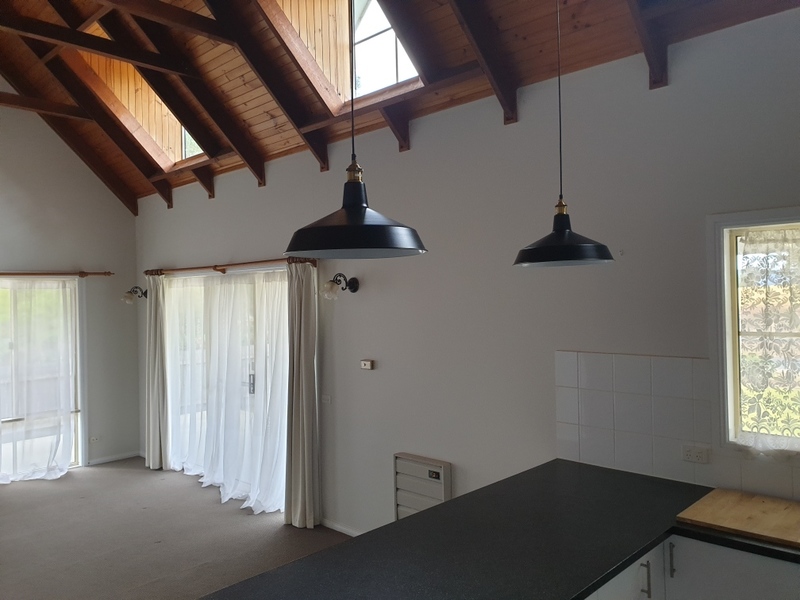 Renovated home, close to Hospital 18