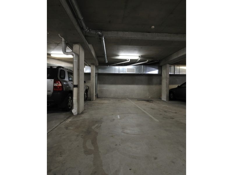 Centrally located large apartment 7
