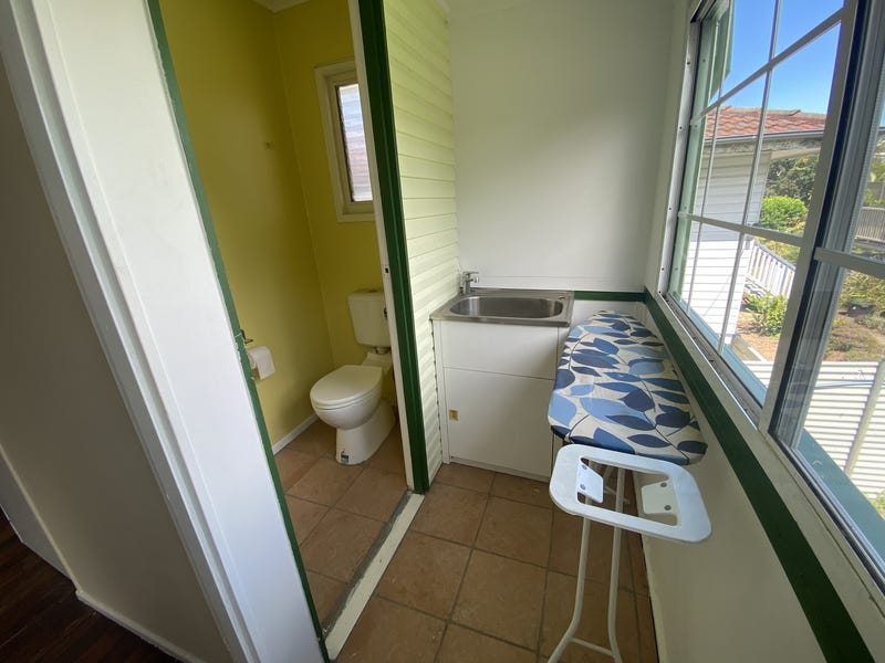 Dual Living Home 11