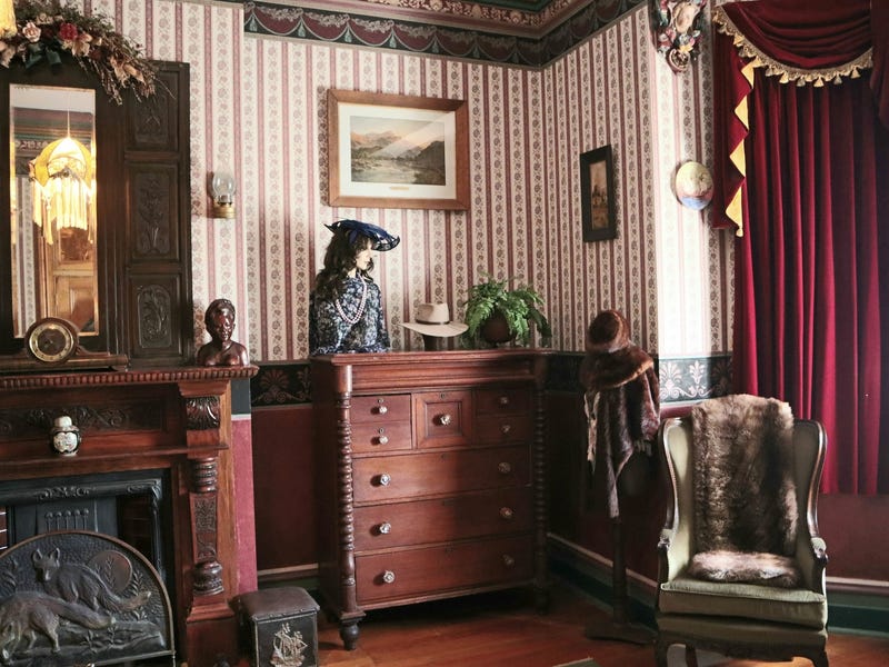 GOLDFIELDS GRANDEUR on large block 13