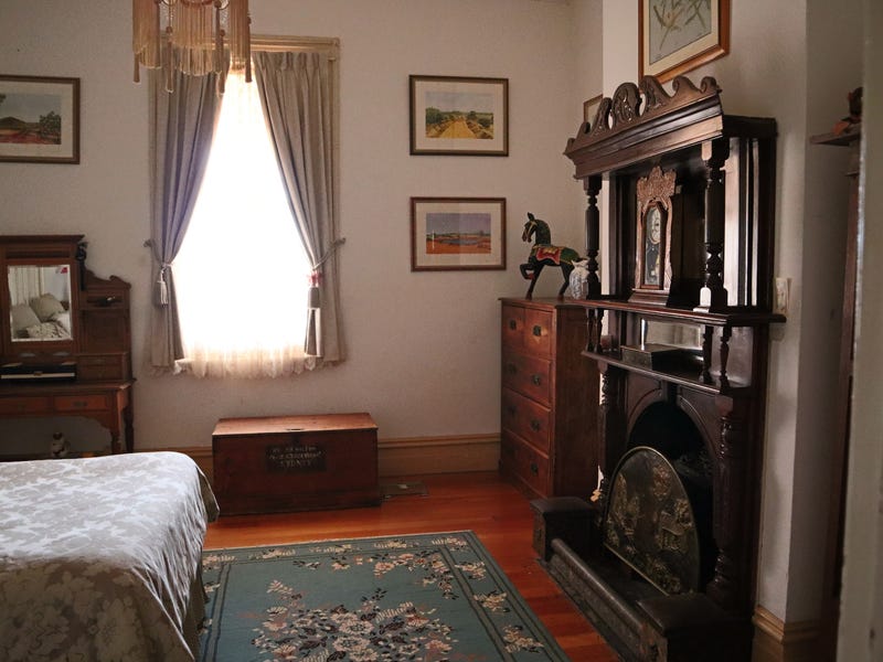 GOLDFIELDS GRANDEUR on large block 16