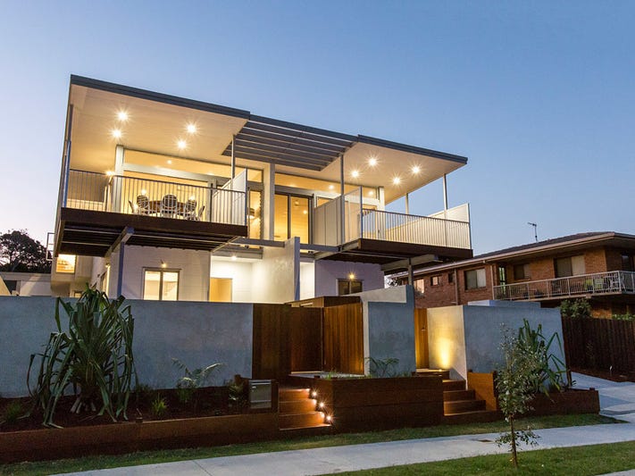 ABSOLUTE BEACHFRONT THE COVES HOUSE 13