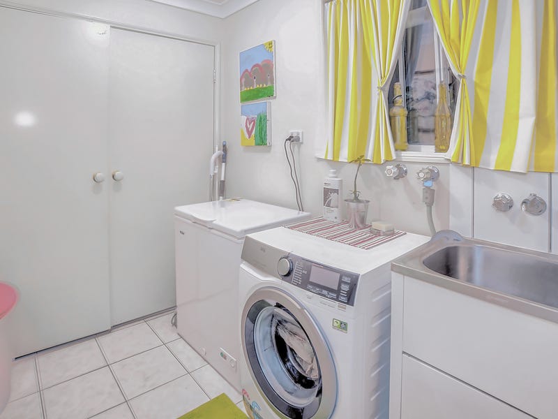 Neat Home with Motivated Sellers! 10
