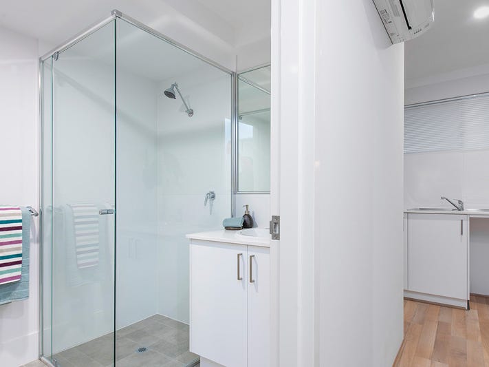 This Apartment has a Private 10