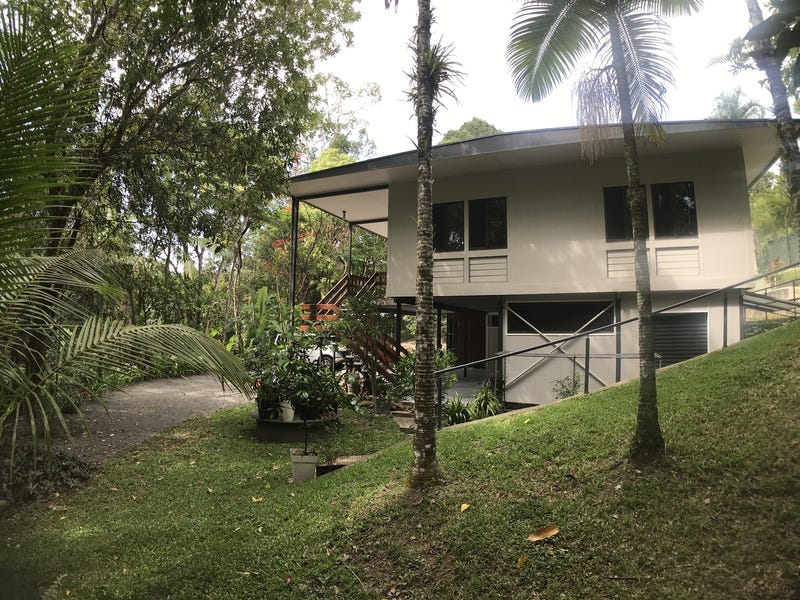 4 Bedroom House + 2 8