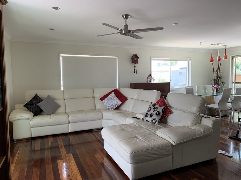 Large Renovated Family Home close 7