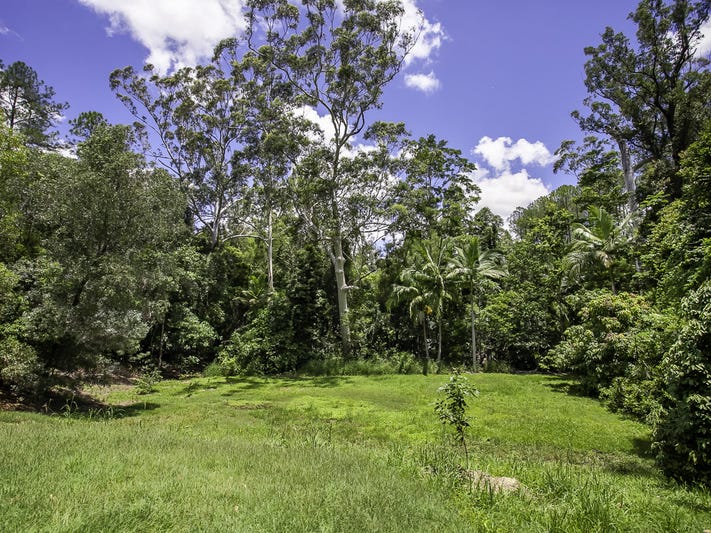five special acres, two tiny 6