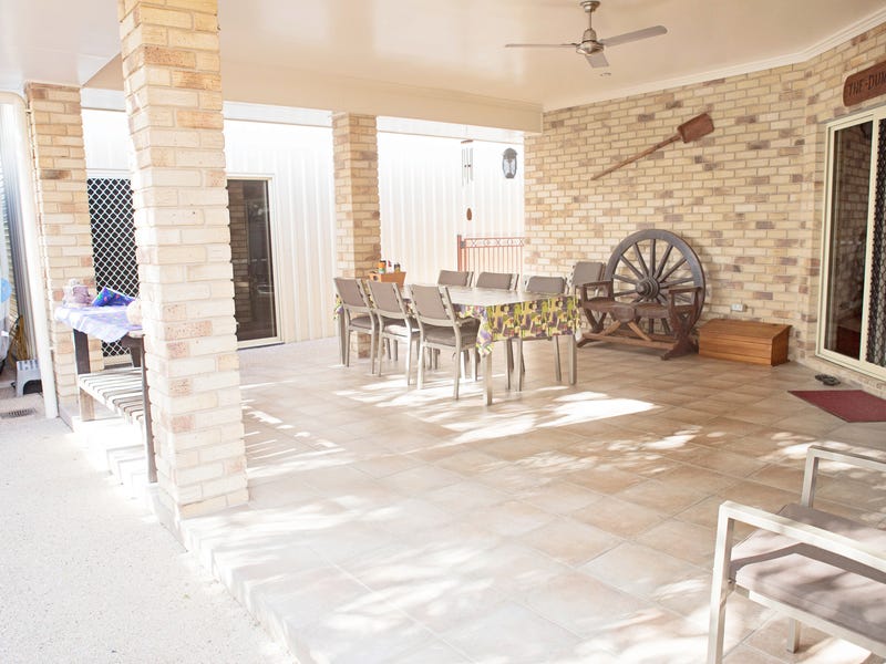 Stylish Family Home 17