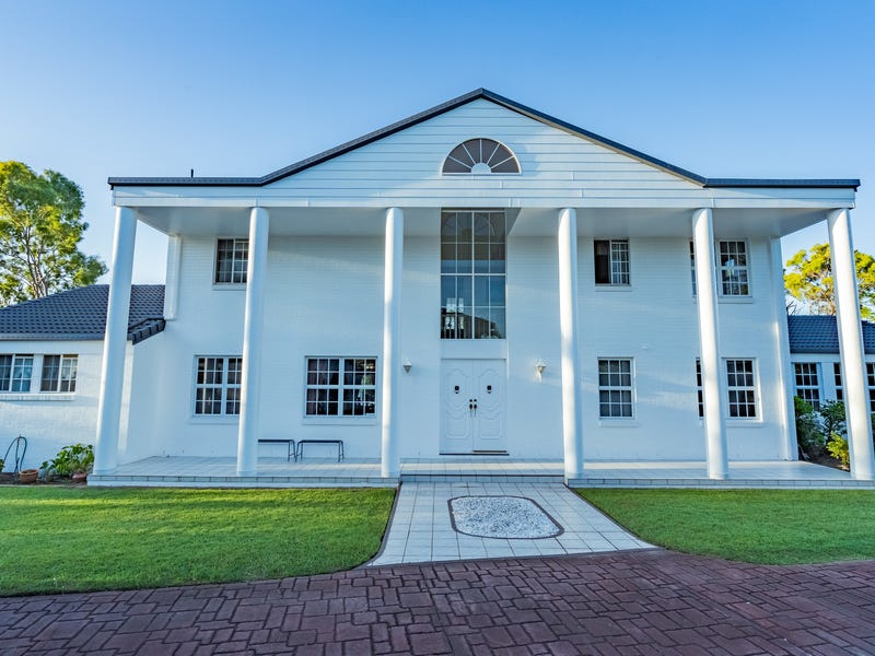Grand Masterpiece with Expansive Views 3