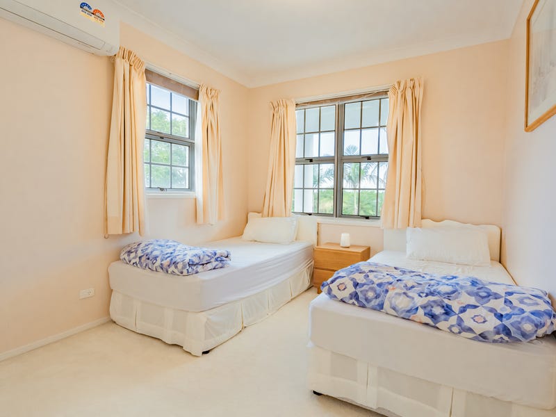 Grand Masterpiece with Expansive Views 20