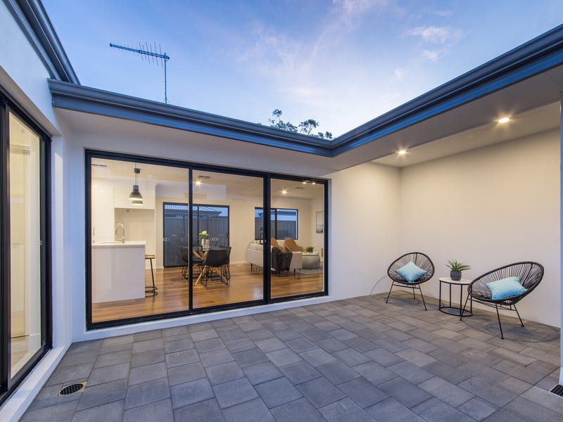 BRAND NEW LUXURY HOMES! 9