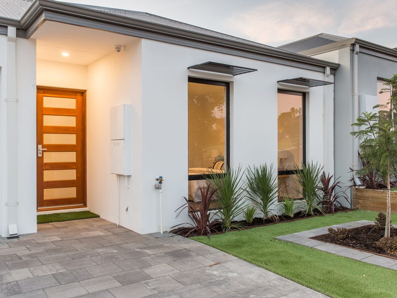 BRAND NEW LUXURY HOMES! 12