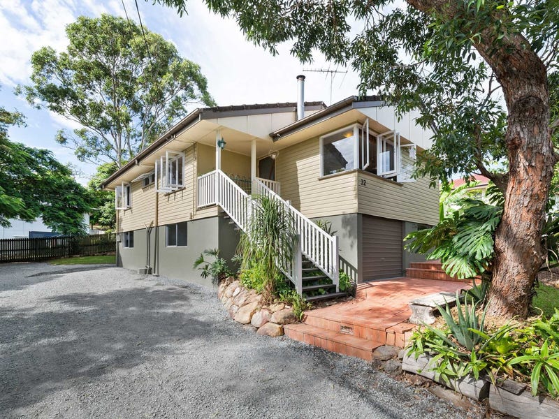 Beautiful and Practical Home with Dual Living Options
