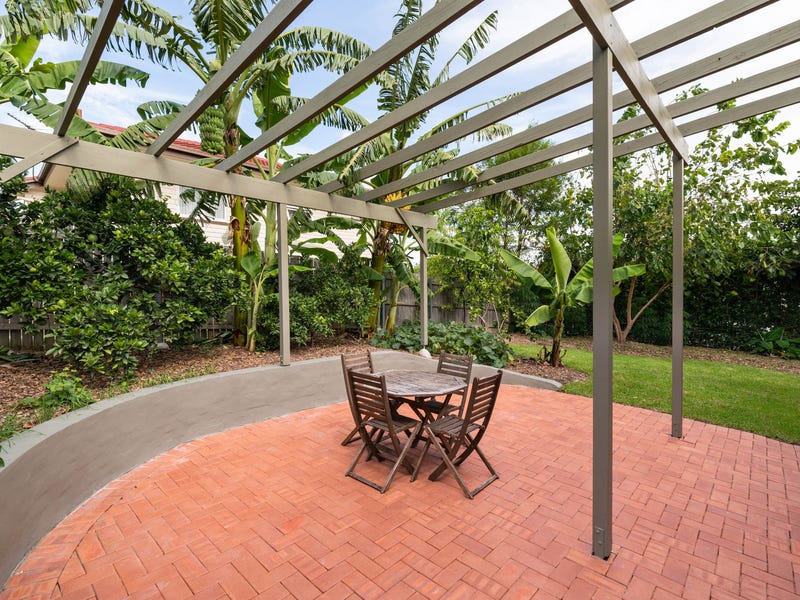Beautiful and Practical Home with 19