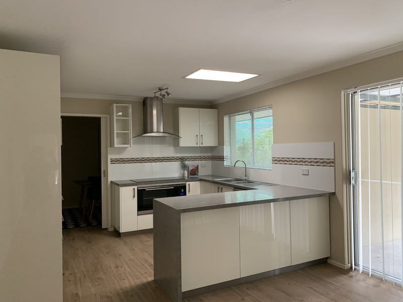 UNDER OFFER 11