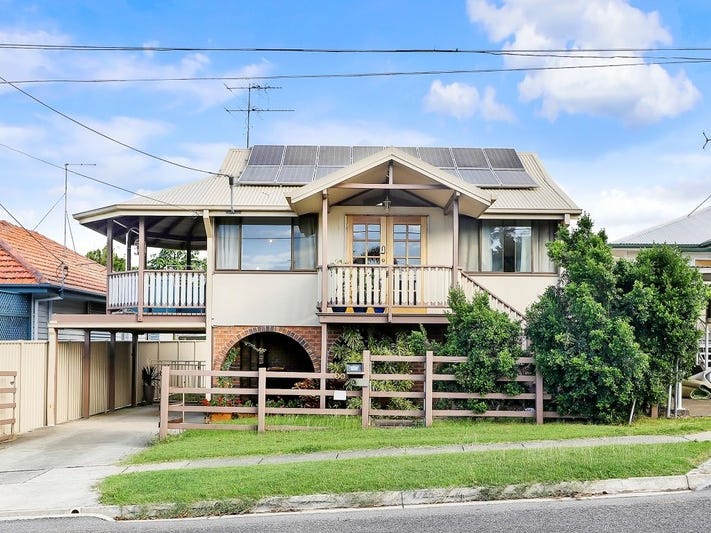 Cosy Bayside Cottage **** SOLD  ****