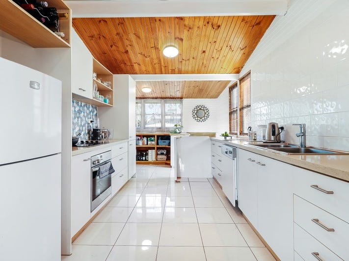 Cosy Bayside Cottage **** SOLD 3