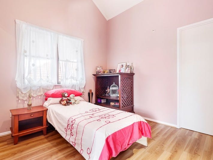 Cosy Bayside Cottage **** SOLD 6