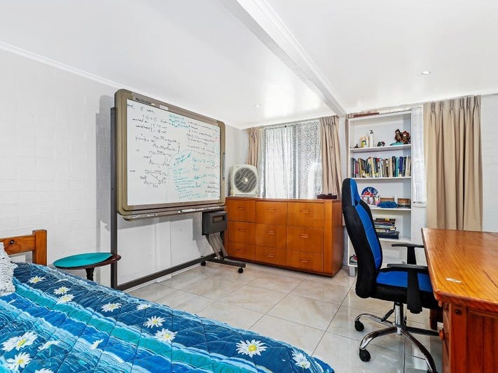 Cosy Bayside Cottage **** SOLD 8
